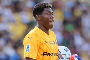罗马诺：巴黎需决定铃木彩艳的外租下家，尤文是一个选项
